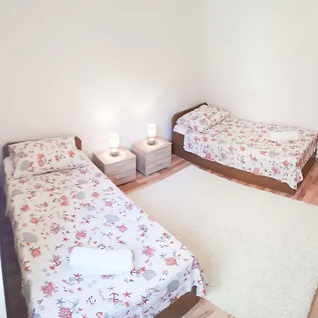 Gaia *** Apartment Dugi Rat